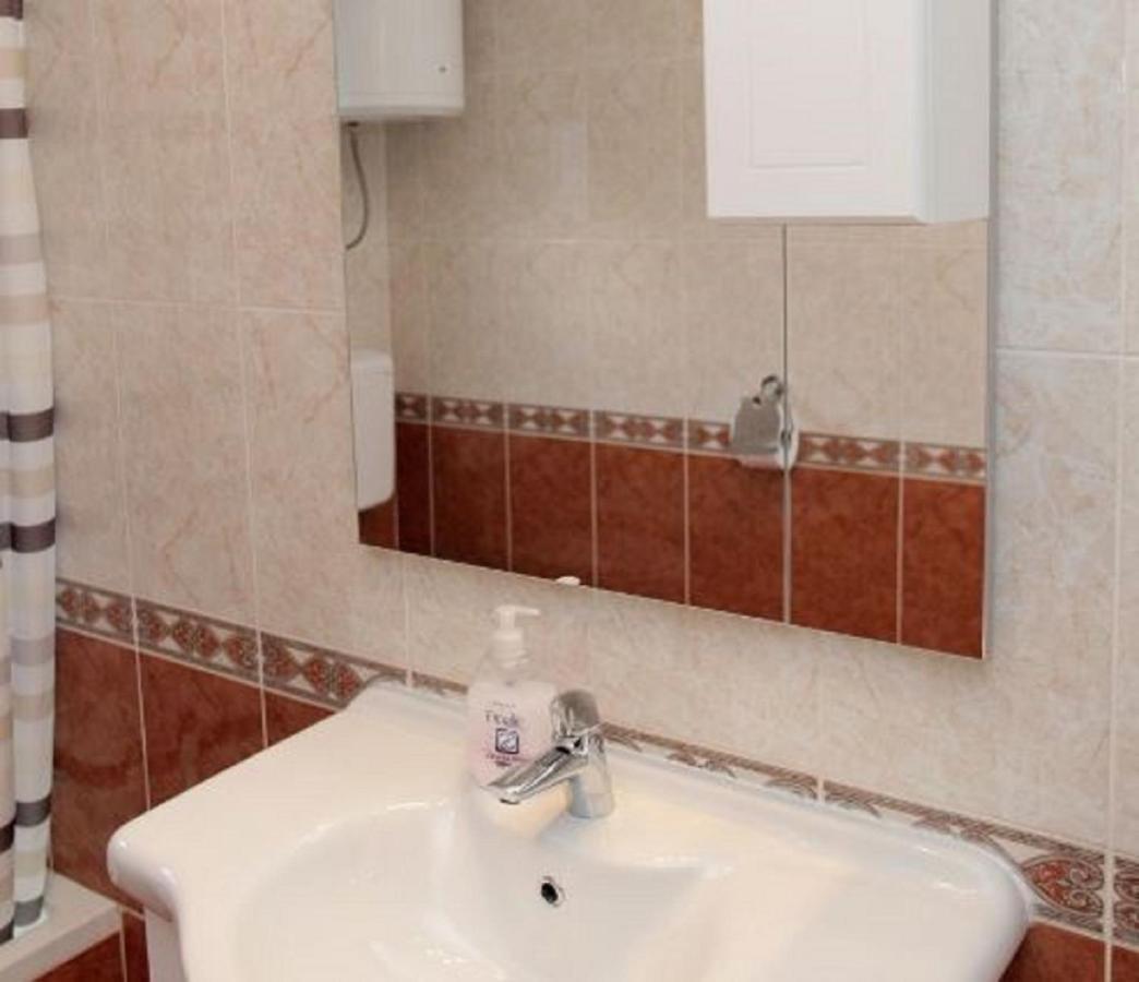 Apartments Maja - Sea View Trogir Eksteriør billede